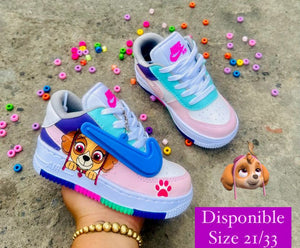 NIKE KIDS y LLAVERO